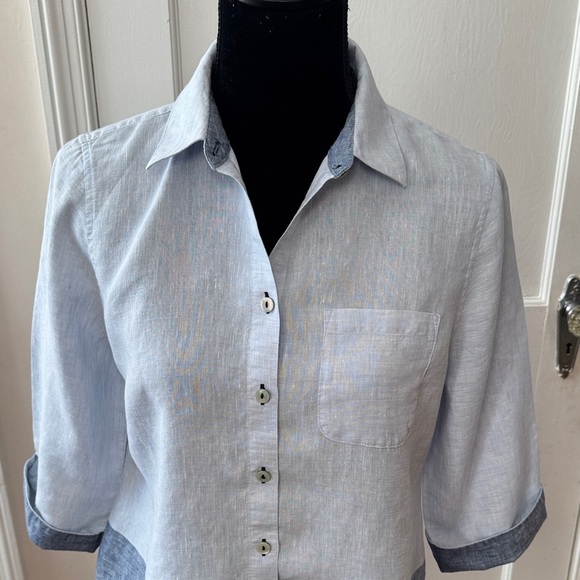 Chico's Two-Tone Linen Blue Button Down Shirt Size 0 (small) - Picture 2 of 15
